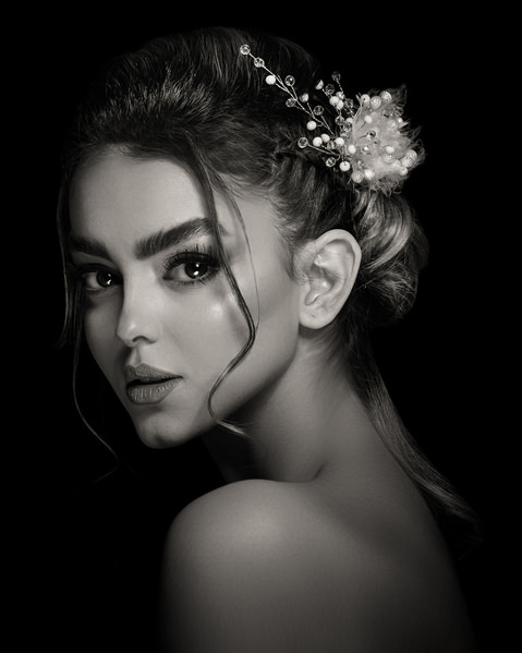 Photograph Mohamad Ali Alsafi Beautyportrait on One Eyeland