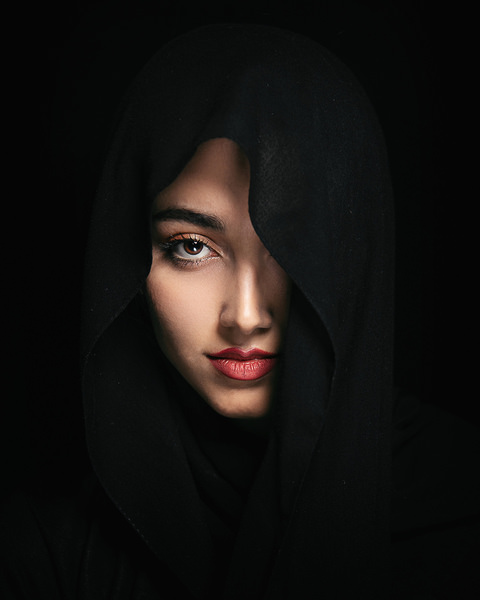 Photograph Mohamad Ali Alsafi Sidelight on One Eyeland
