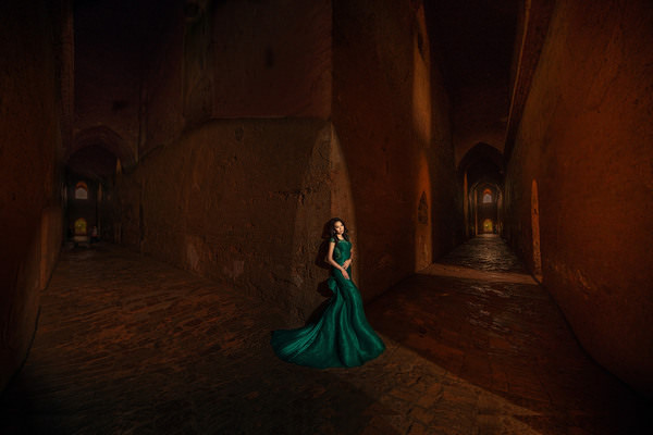 Photograph Pore Ooi Brides Alone on One Eyeland