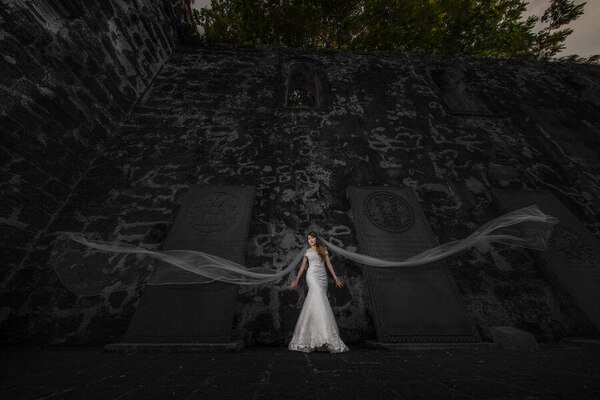 Photograph Pore Ooi Brides Alone on One Eyeland