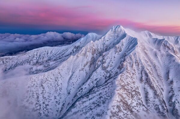 Photograph Wataru Aoki Majestic Twilight on One Eyeland