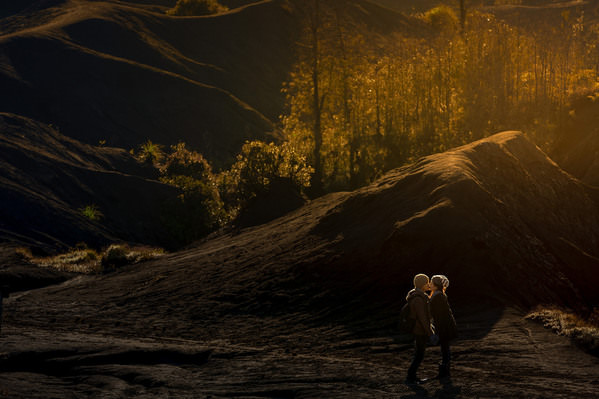 Photograph Pore Ooi Couple Together on One Eyeland