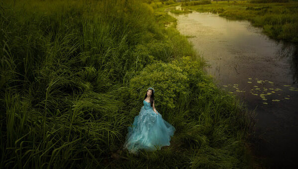 Photograph Pore Ooi Brides Alone on One Eyeland