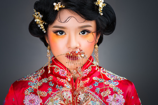 Photograph Pore Ooi Brides Alone on One Eyeland