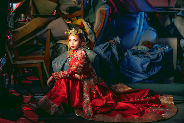 Photograph Pore Ooi Brides Alone on One Eyeland