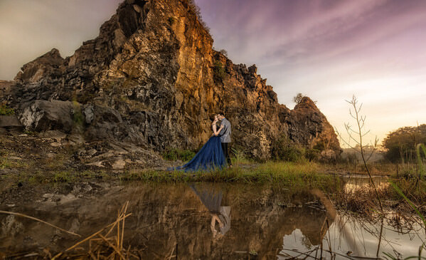Photograph Pore Ooi Couple Together on One Eyeland