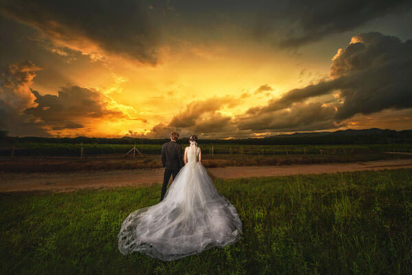 Photograph Pore Ooi Couple Together on One Eyeland