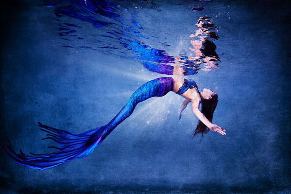 Photograph Stephan Ernst Mermaid Mirror on One Eyeland