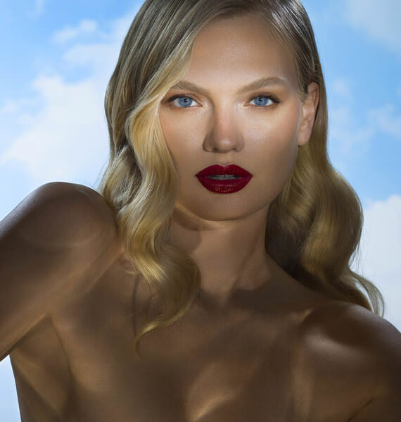 Photograph Jonathan Knowles Summer Beauty on One Eyeland