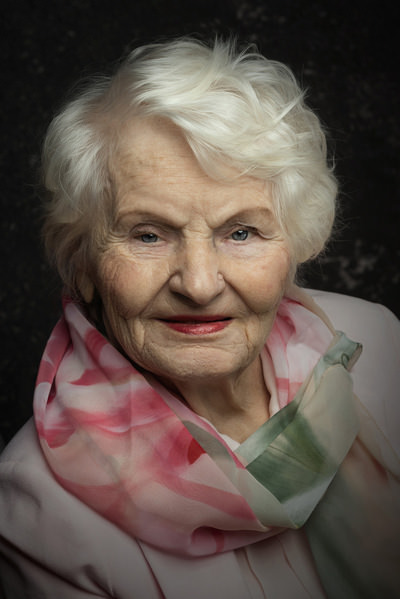 Photograph Hanna Derecka A Lady on One Eyeland