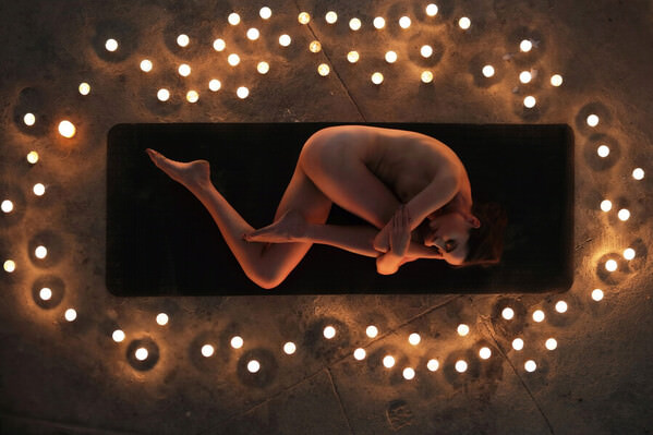 Photograph Andrzej Bochenski Yoga on One Eyeland