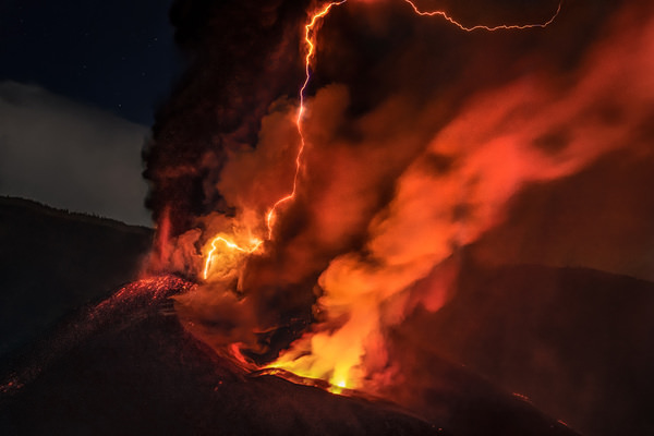 Photograph Miguel Angel Garabal Otero Demon Face In The Gate To The Hell on One Eyeland
