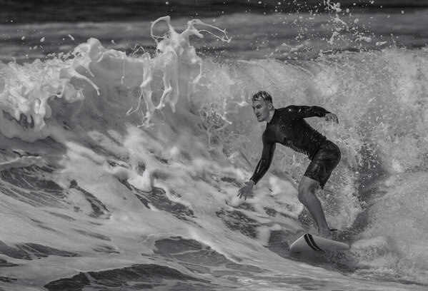 Photograph Steve Turner Surf Snow on One Eyeland