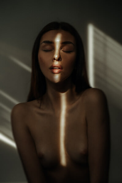 Photograph Martin Krystynek Sensual Beauty on One Eyeland