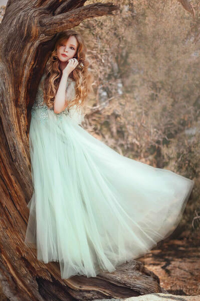 Photograph Ellie Rich Aspen on One Eyeland