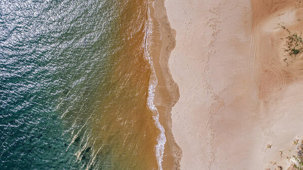 Photograph Graham Earnshaw Kimberley Kolors on One Eyeland