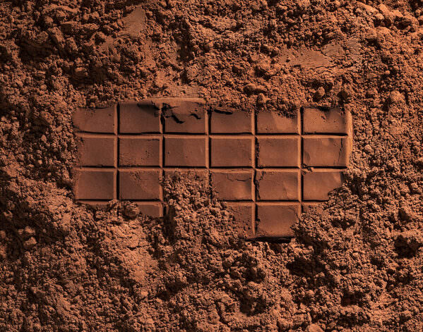 Photograph Orly Catz Pure Cacao Bar on One Eyeland