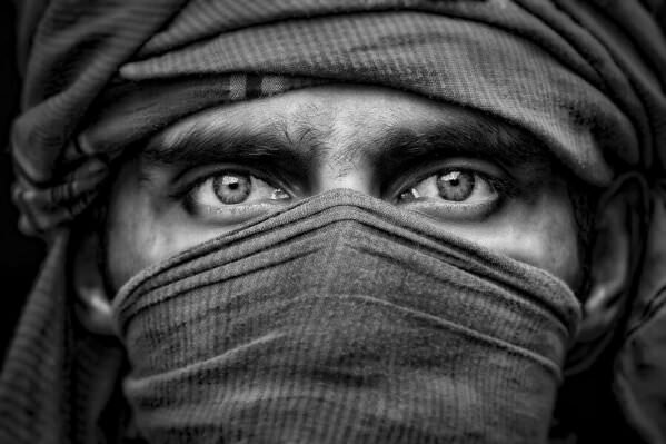 Photograph Sujon Adikary Eyes on One Eyeland