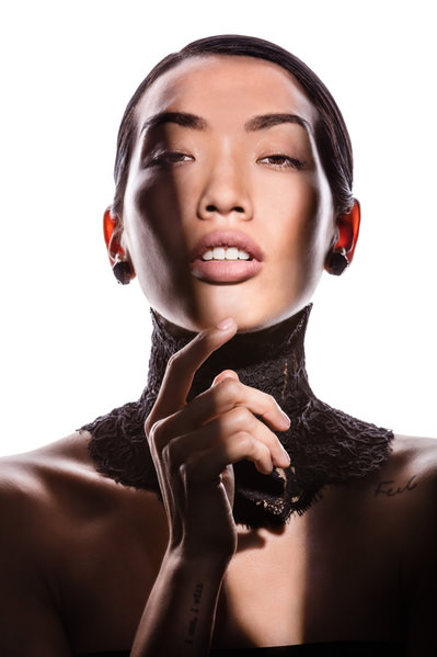 Photograph Claude Bossel Asian Beauty on One Eyeland