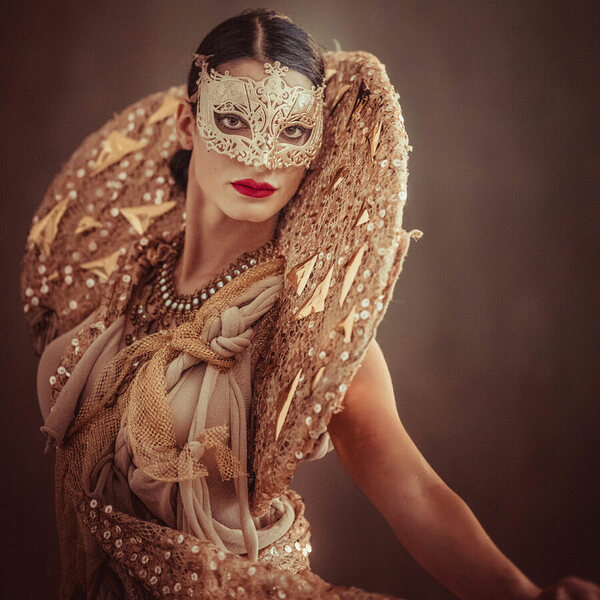 Photograph Konstantinos Katsianis Basted Divas on One Eyeland