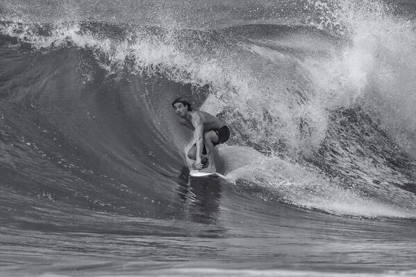 Photograph Steve Turner Eyes Up on One Eyeland