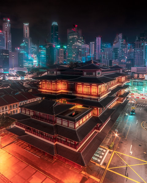 Photograph Jabi Sanz Buddha Tooth Relic Temple on One Eyeland