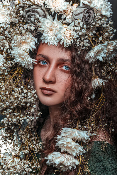 Photograph Shahin Khalaji Sarina For Sprin on One Eyeland