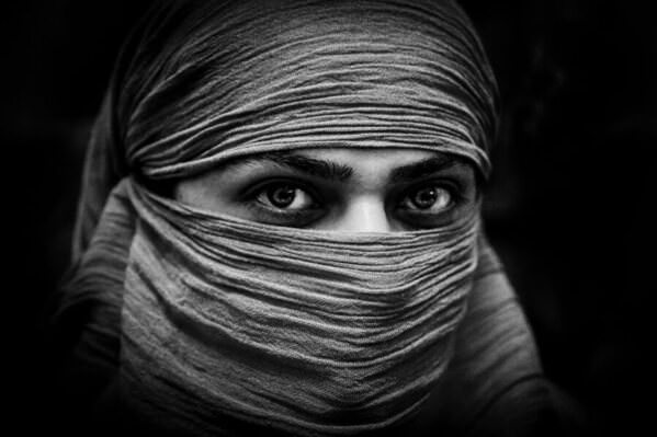 Photograph Homayoun Tamaddon The Eye on One Eyeland