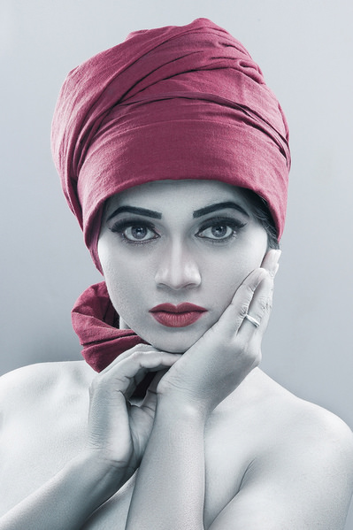 Photograph Nadishka Ranasinghe Dark Beauty on One Eyeland