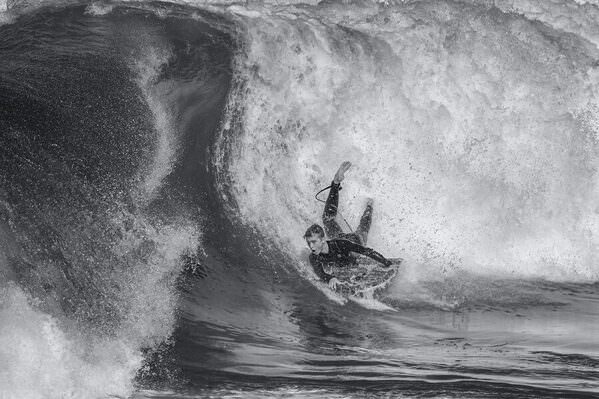 Photograph Steve Turner Boogey Boarder on One Eyeland