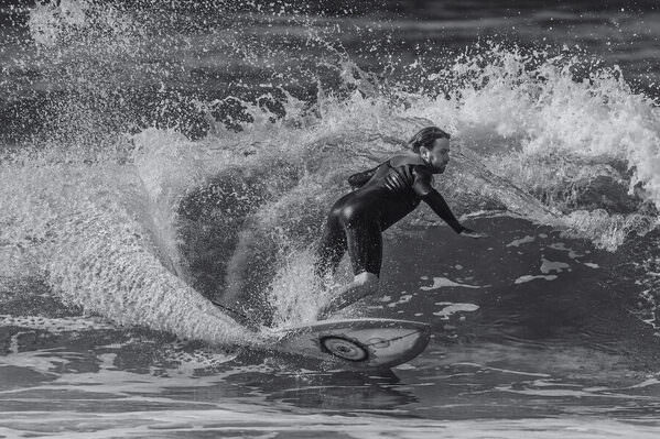 Photograph Steve Turner Makin A Splash on One Eyeland