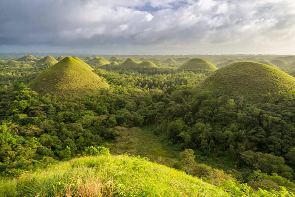 Photograph Ales Tvrdy Chocolate Hills on One Eyeland