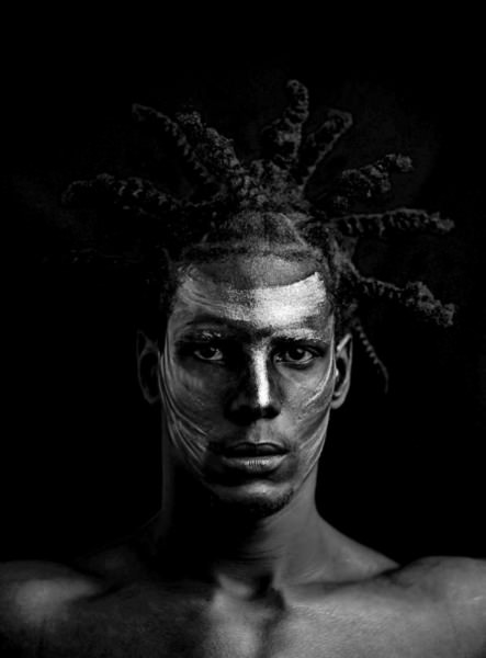 Photograph Ricardo Konka O Rei De Surma E Mursi on One Eyeland