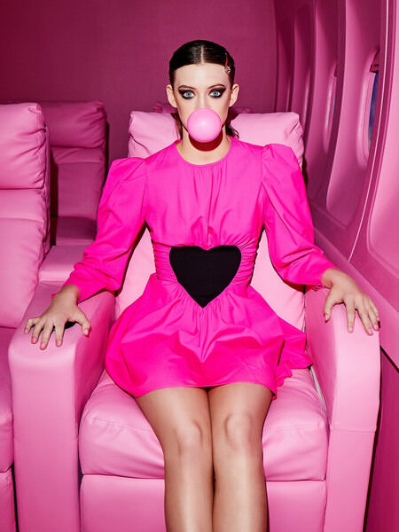 Photograph Orlando Behar Jet Set Bubblegum on One Eyeland