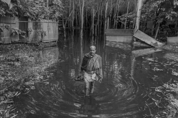Photograph Jubair Ahmed Arnob Sorrounded By Water on One Eyeland