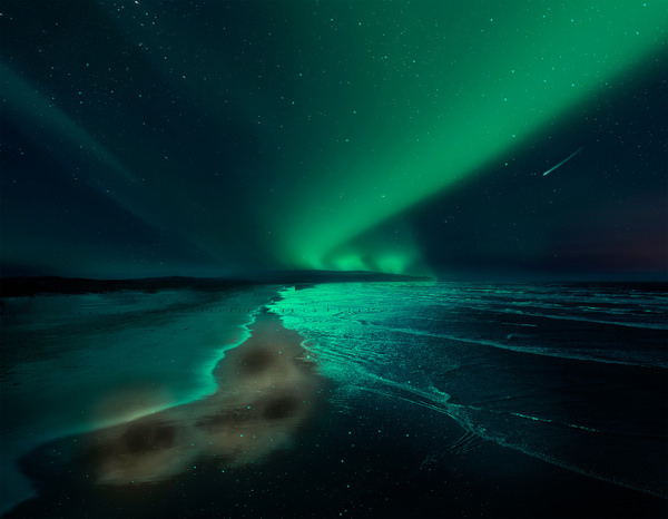 Photograph Diana Ivanova Green Light on One Eyeland
