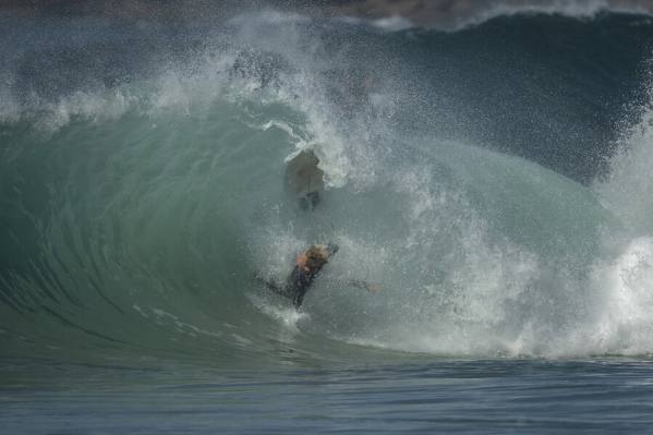 Photograph Steve Turner Going Down on One Eyeland