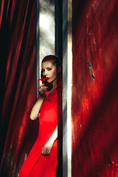 Photograph Ruslan Bolgov Scent Of A Woman on One Eyeland