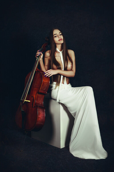 Photograph Ruslan Bolgov Let The Music Take Over on One Eyeland