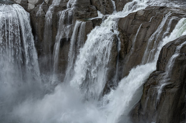Photograph Joshua Smith Thunderous on One Eyeland