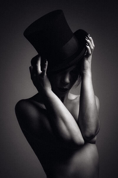 Photograph Vasco Inglez Top Girl on One Eyeland