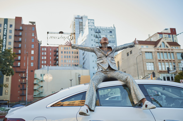 Photograph Patrick Curtet Shout Loud on One Eyeland