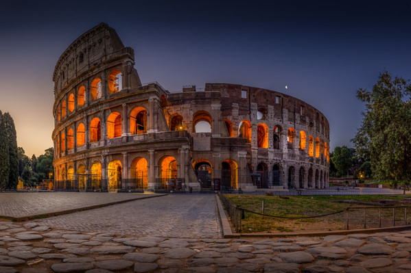 Photograph Marc Barthelemy Colosseum on One Eyeland