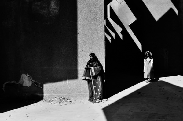Photograph Abbas Valadi Contrast on One Eyeland