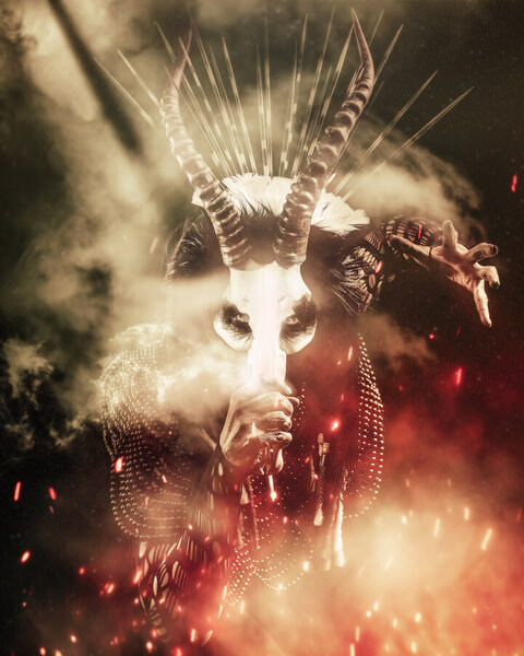Photograph Geran Raath Shaman Dance 5 on One Eyeland