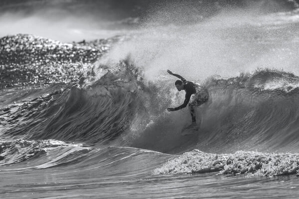 Photograph Steve Turner Surf Action on One Eyeland