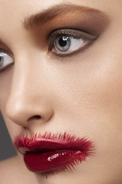 Photograph Sebastien Ouvrard Veronika on One Eyeland