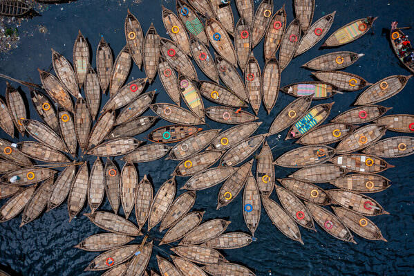 Photograph Azim Khan Ronnie Flower Boats 01 on One Eyeland