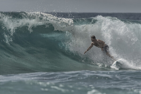 Photograph Steve Turner Summer Surf on One Eyeland