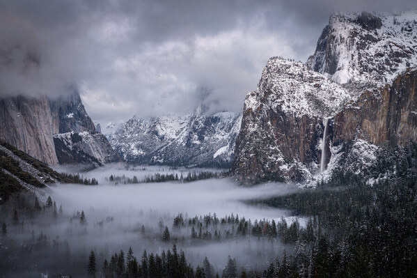 Photograph Joshua Smith Stormseason on One Eyeland